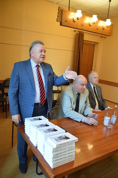 Образцов И.Д., Табачников Б.Я., Барабашов В.М.