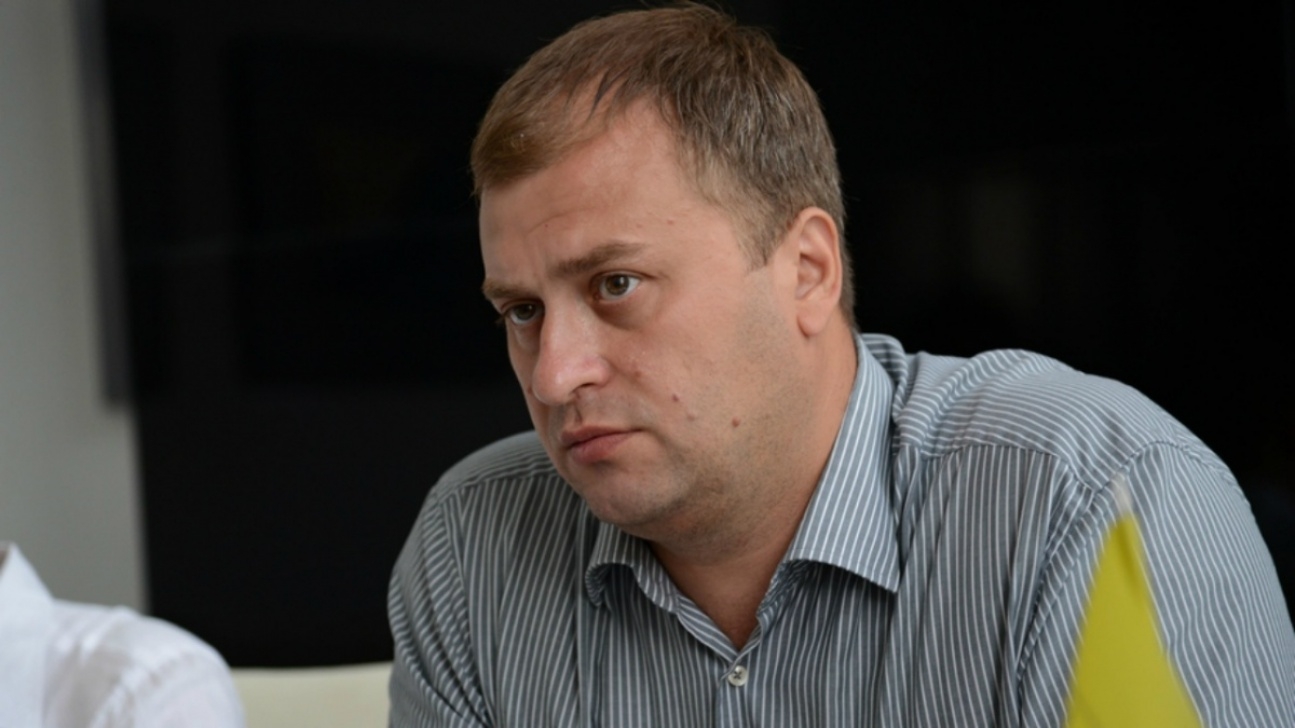 Илья Сахаров